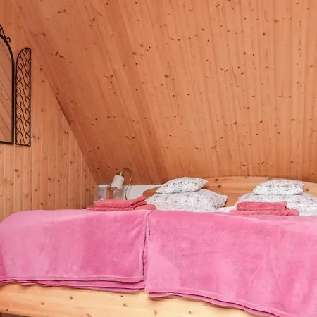 3 Bedroom Lovely Home In Nowe Warpno بيت للعطل نوفي فاربنو