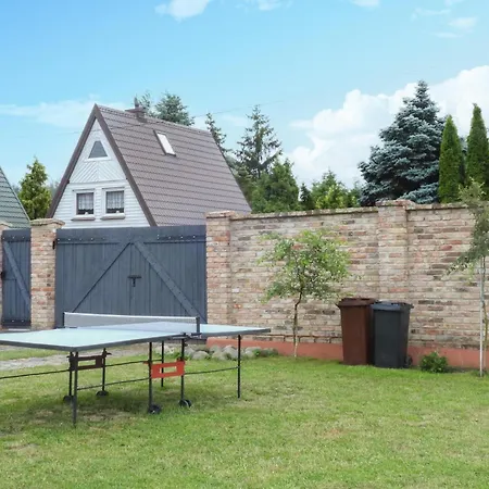 3 Bedroom Lovely Home In Nowe Warpno بيت للعطل